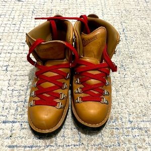 Only worn once! Danner brand Mountain Light boot from 2021. Retails for $440.